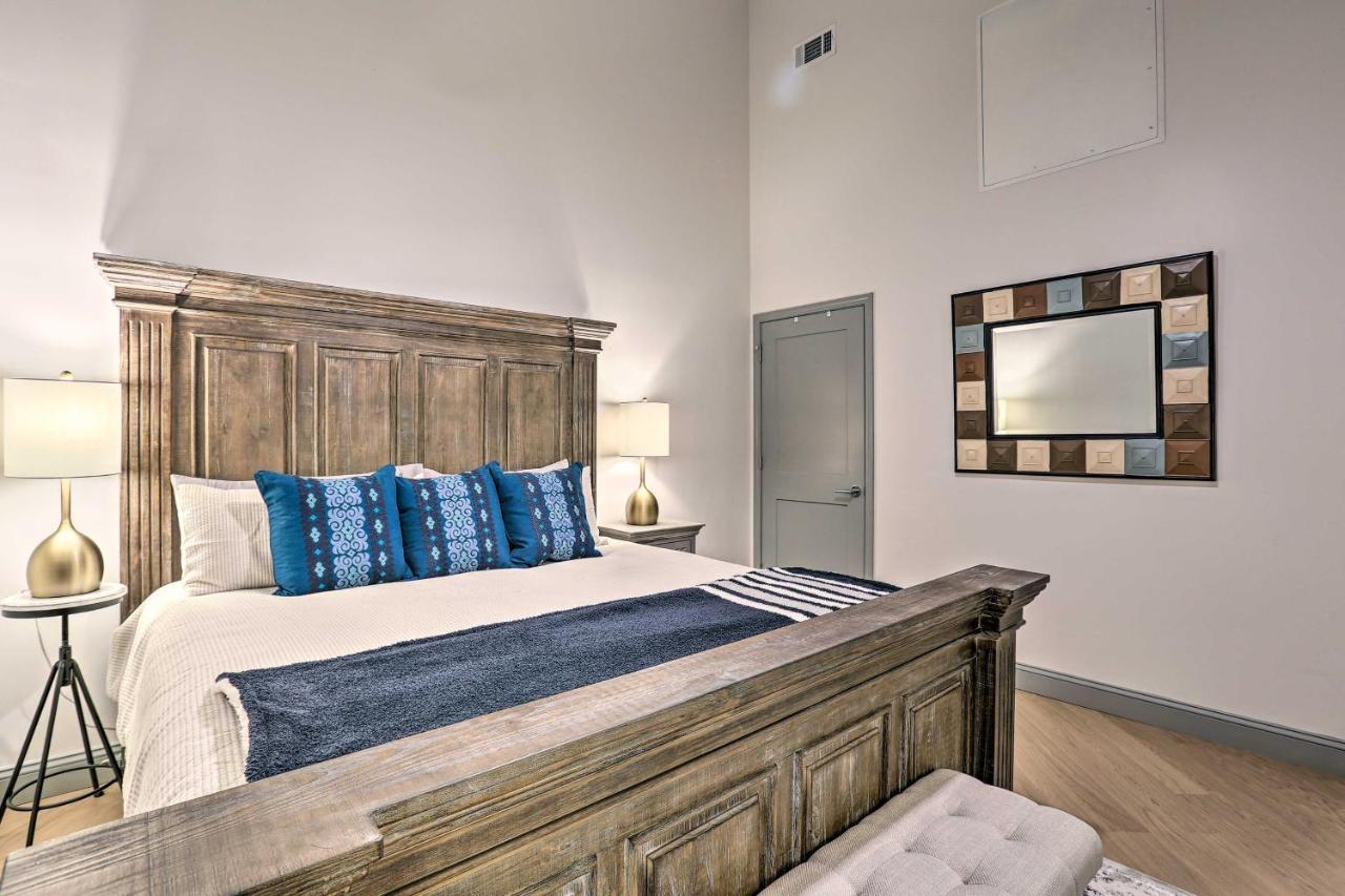 Modern Downtown Birmingham Condo With Rooftop Access Bagian luar foto